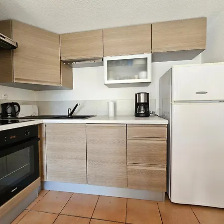 Maisonnette Proche Avec Piscine, Terrasse & Animaux Acceptes - Fr-1-476-56 Holiday home *