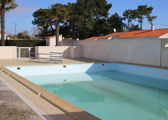 Maisonnette Proche Avec Piscine, Terrasse & Animaux Acceptes - Fr-1-476-56 Ferienhaus *